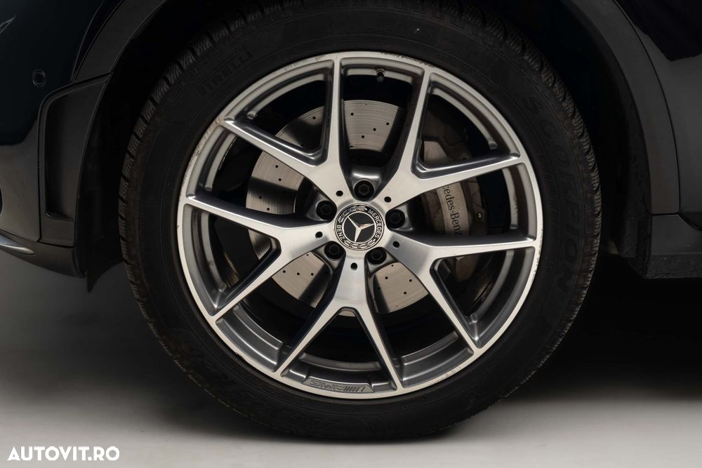 Mercedes-Benz GLC Coupe 300 4MATIC MHEV - 13