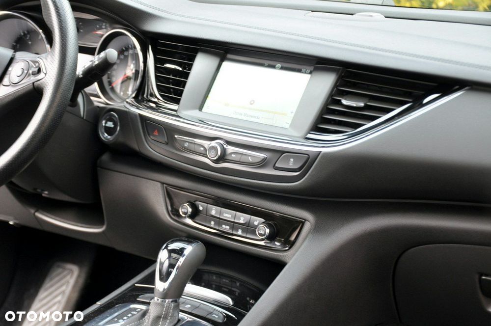 Opel Insignia - 26