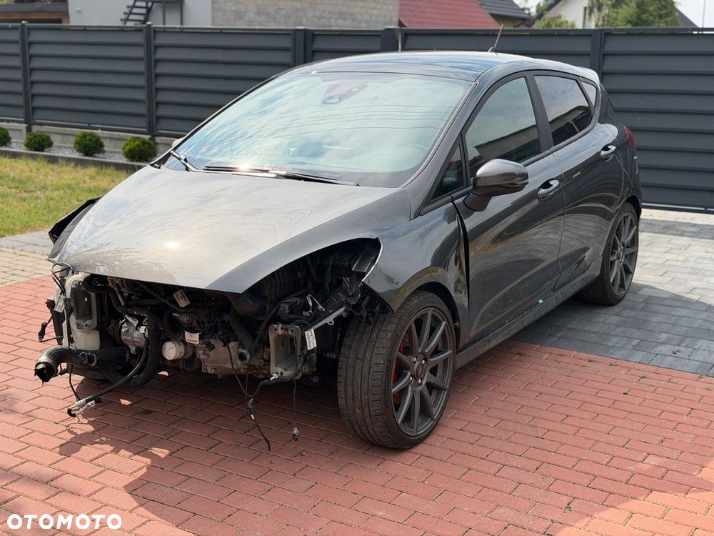 Ford Fiesta - 1