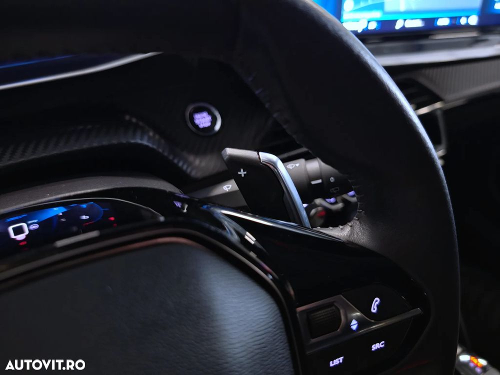 Peugeot 2008 PureTech 130 EAT8 Allure - 25