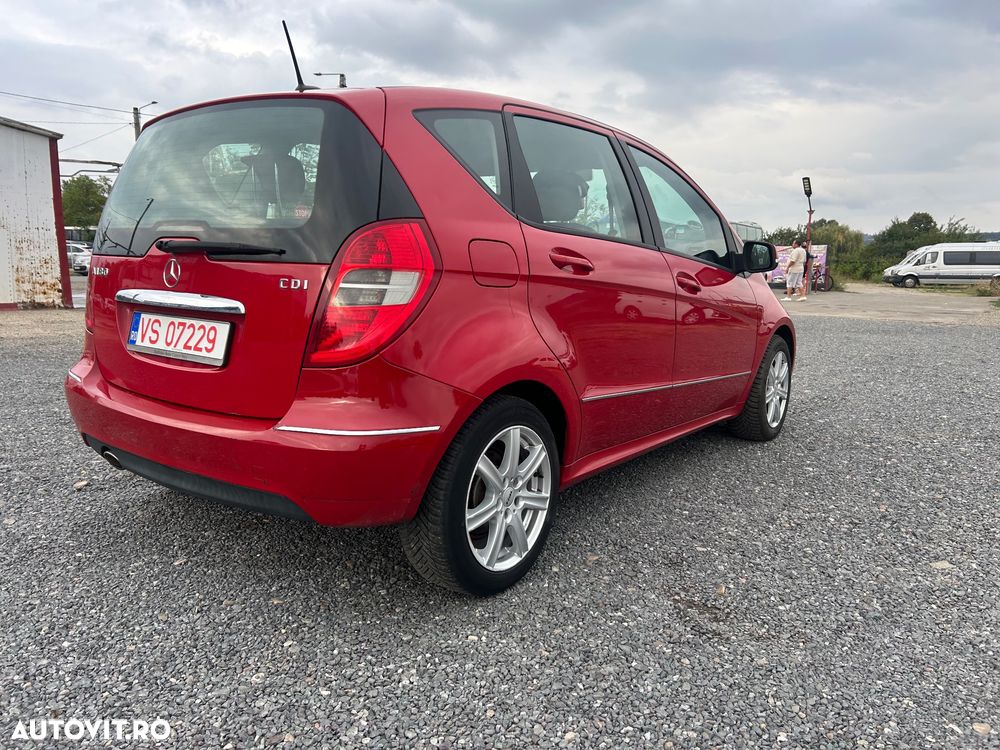Mercedes-Benz A 180 - 6