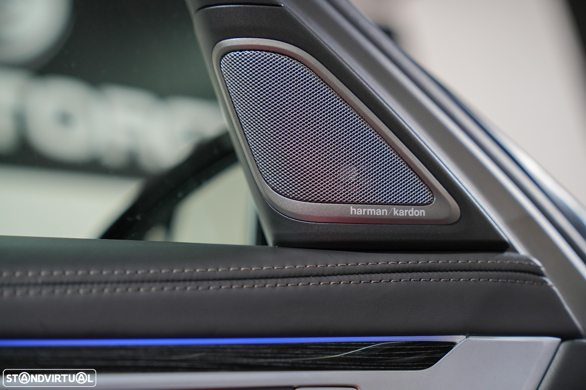 BMW 745 e iPerformance Pack M Auto - 34