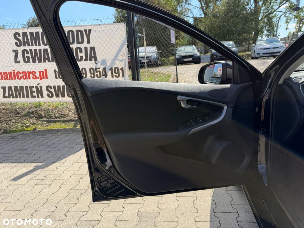 Volvo V40 - 27