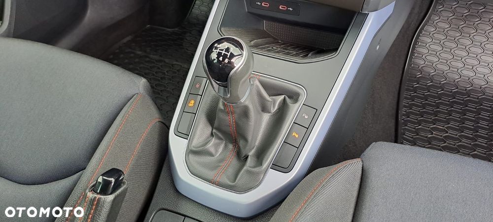 Seat Arona 1.0 TGI Fast Lane FR - 19