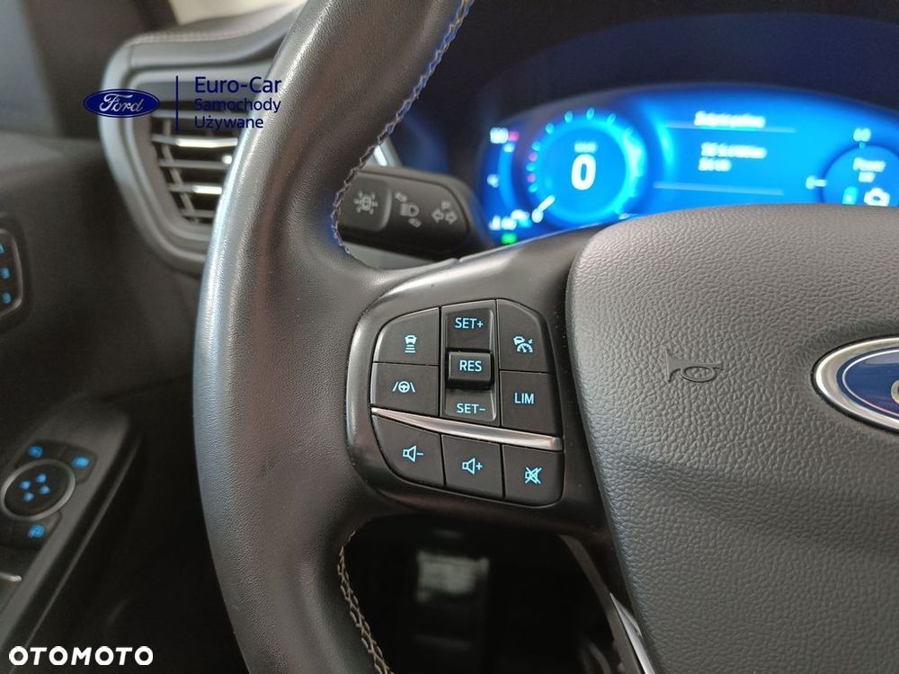 Ford Kuga - 19