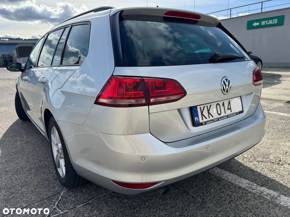 Volkswagen Golf - 16