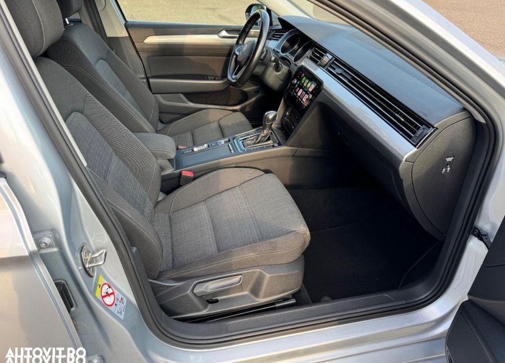 Volkswagen Passat Variant 2.0 TDI SCR DSG Business - 36