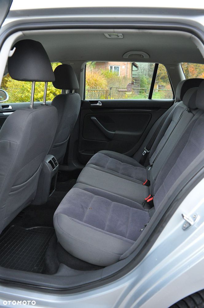 Volkswagen Golf 1.6 Tour Edition - 27