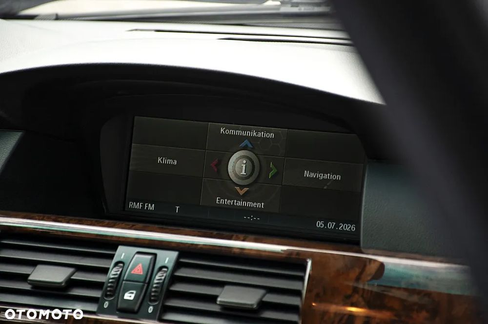 BMW Seria 5 530d - 37