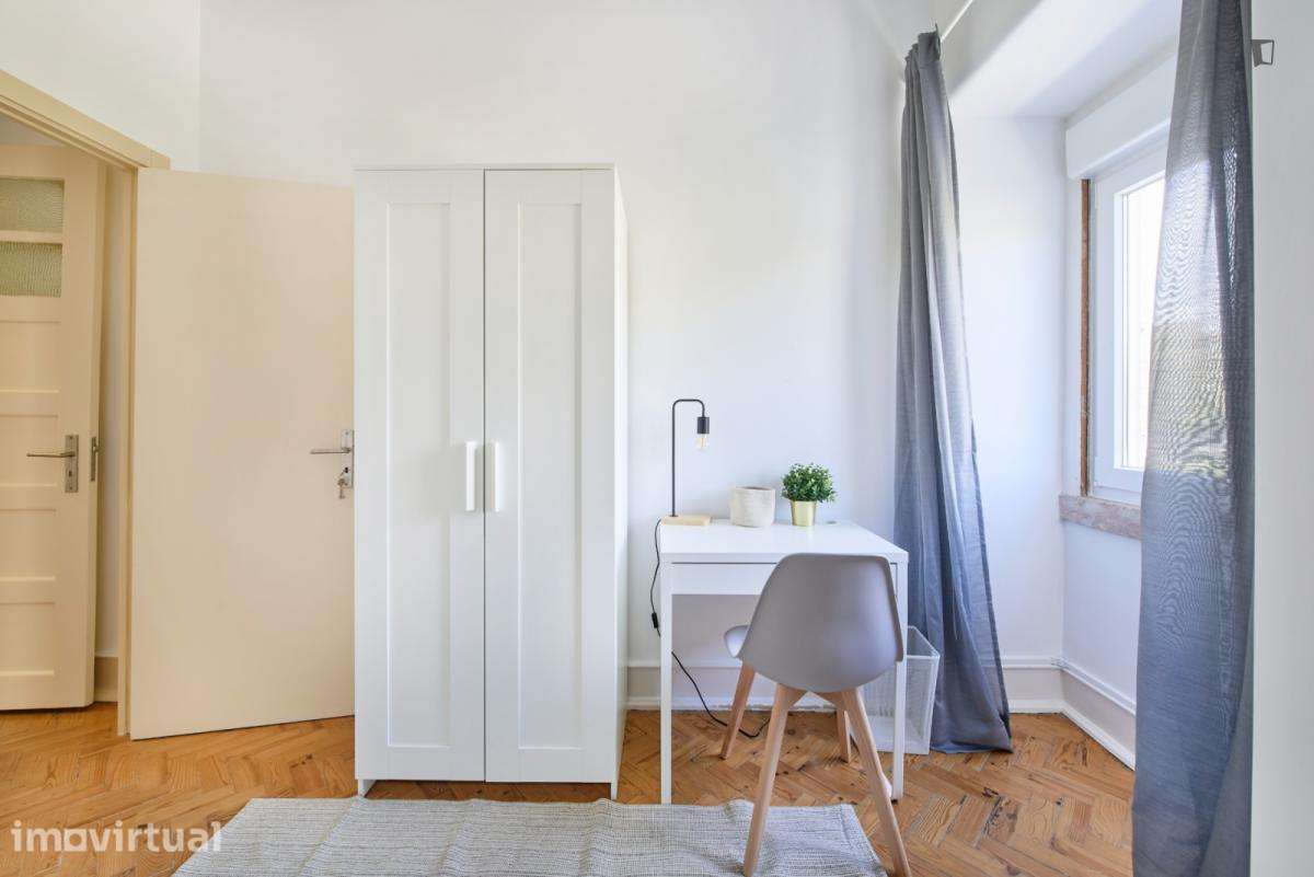 Quarto - localizado em Alameda Lisbon - Grande imagem: 4/53