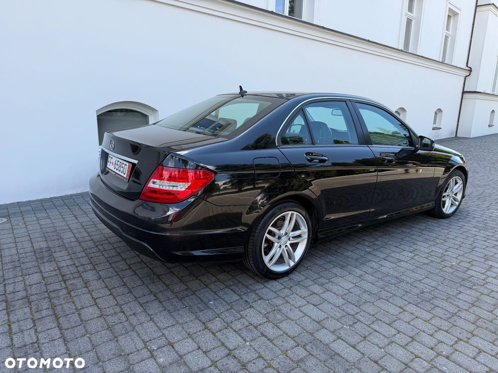 Mercedes-Benz Klasa C 220 CDI DPF Automatik Avantgarde - 6