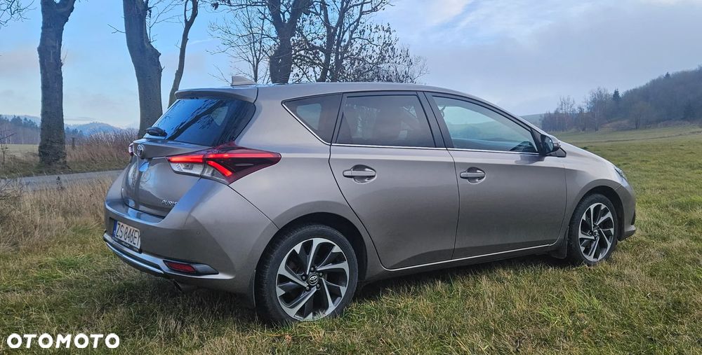 Toyota Auris 1.2 T Dynamic - 6