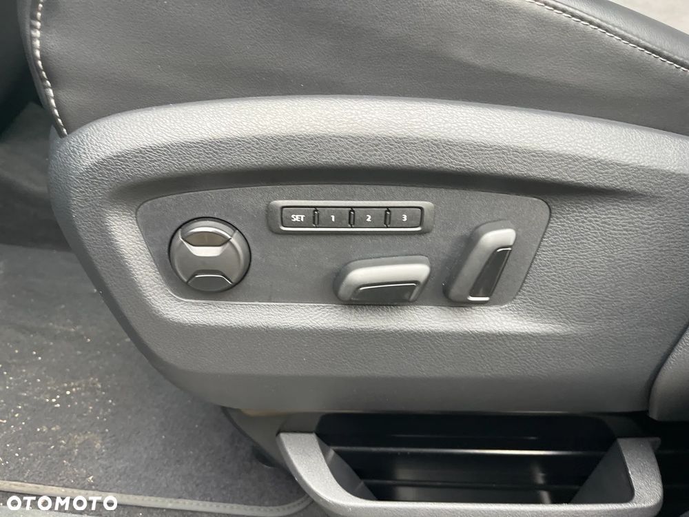 Volkswagen Multivan 2.0 TDI L1 Highline 4Motion DSG - 11