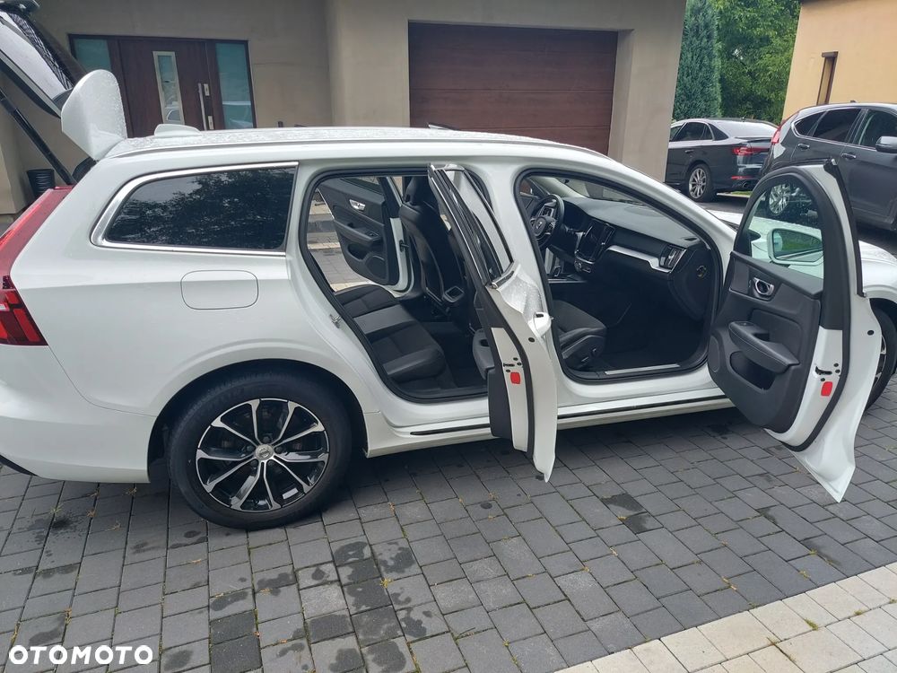 Volvo V60 B3 B Momentum Pro - 19
