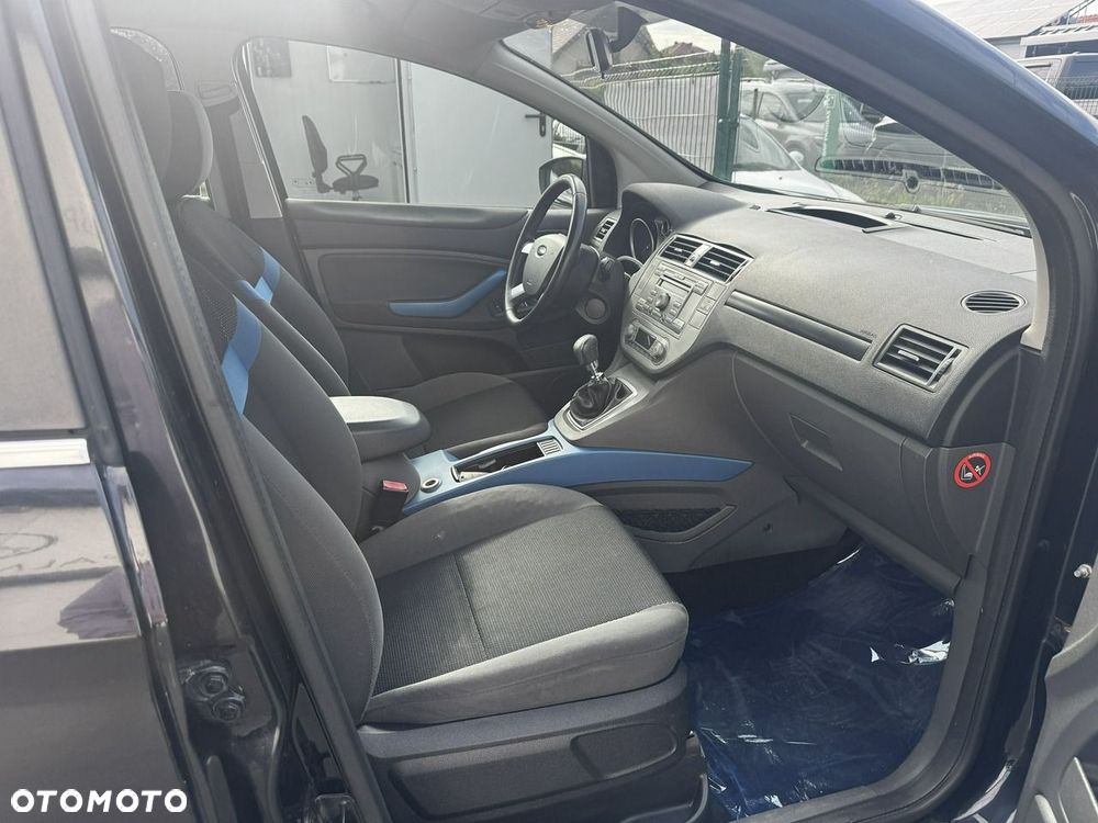 Ford Kuga - 11