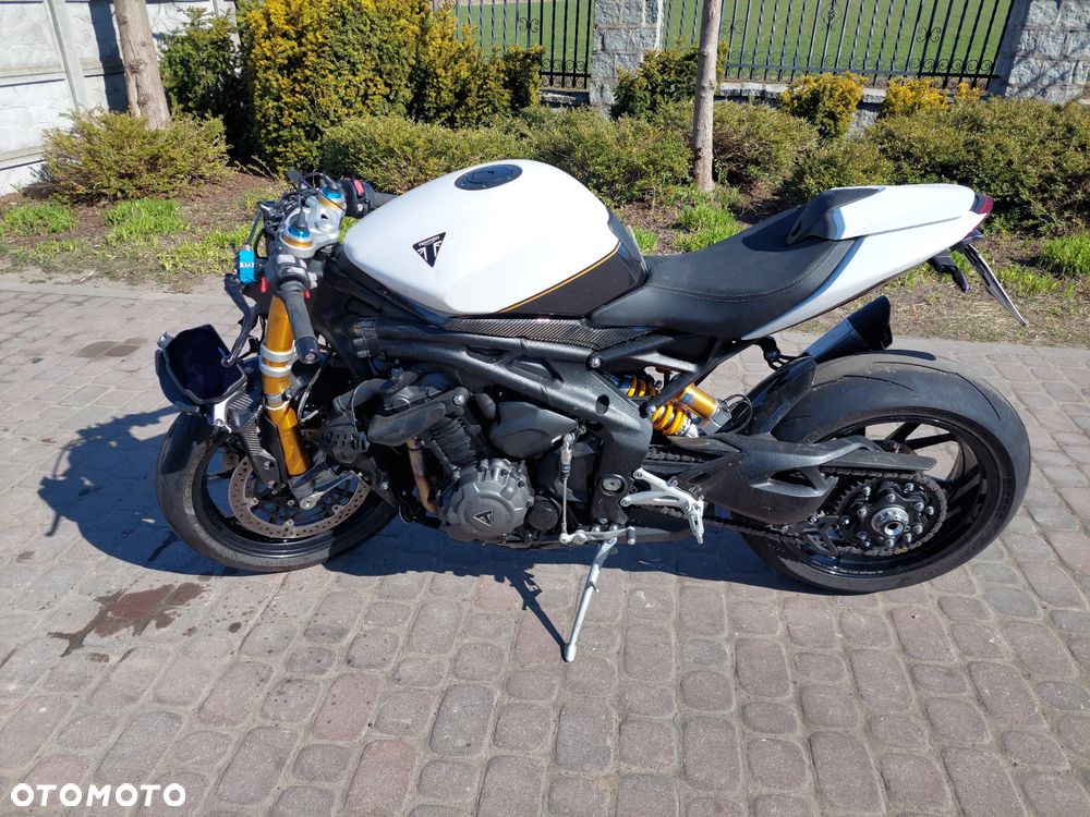Triumph Speed Triple - 2