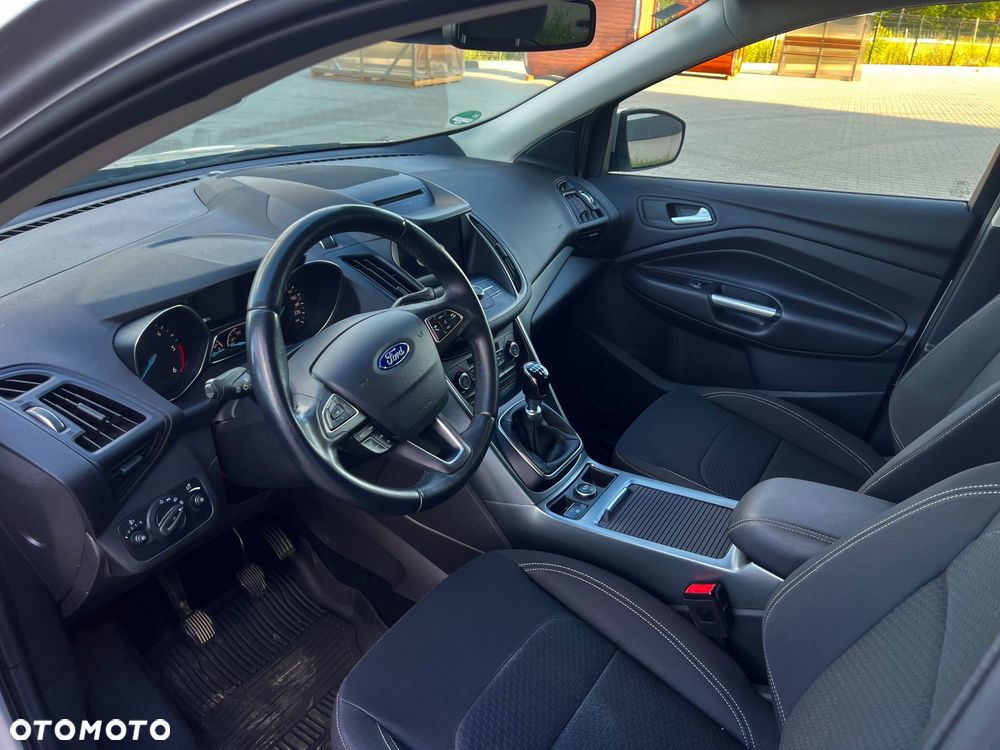Ford Kuga - 7