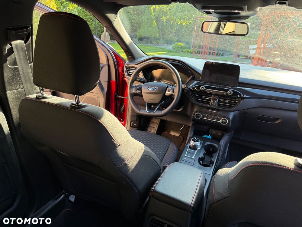Ford Kuga 2.5 FHEV AWD ST-Line - 19