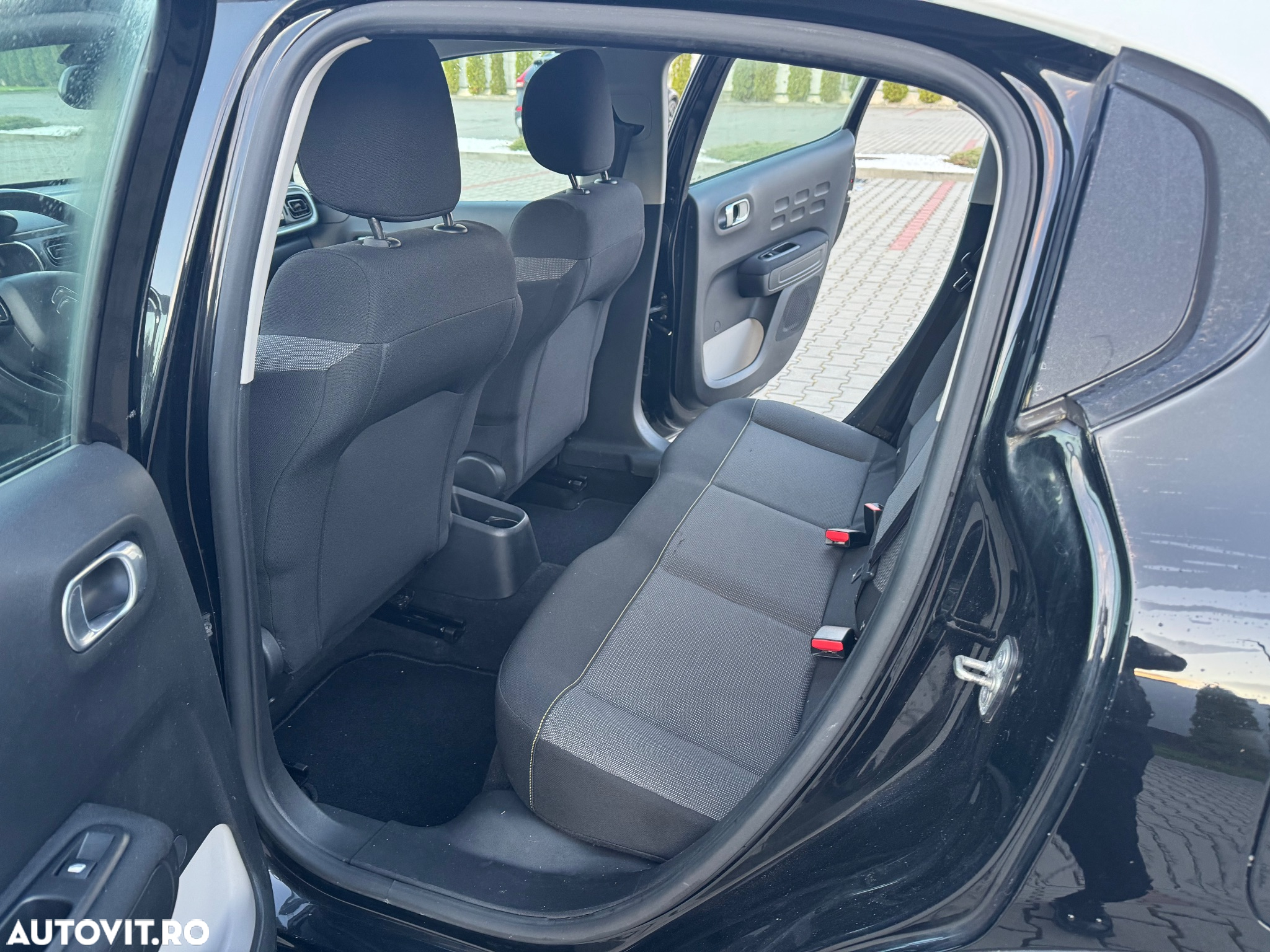 Citroën C3 PureTech 130 Stop & Start EAT6 OPF MAX - 9