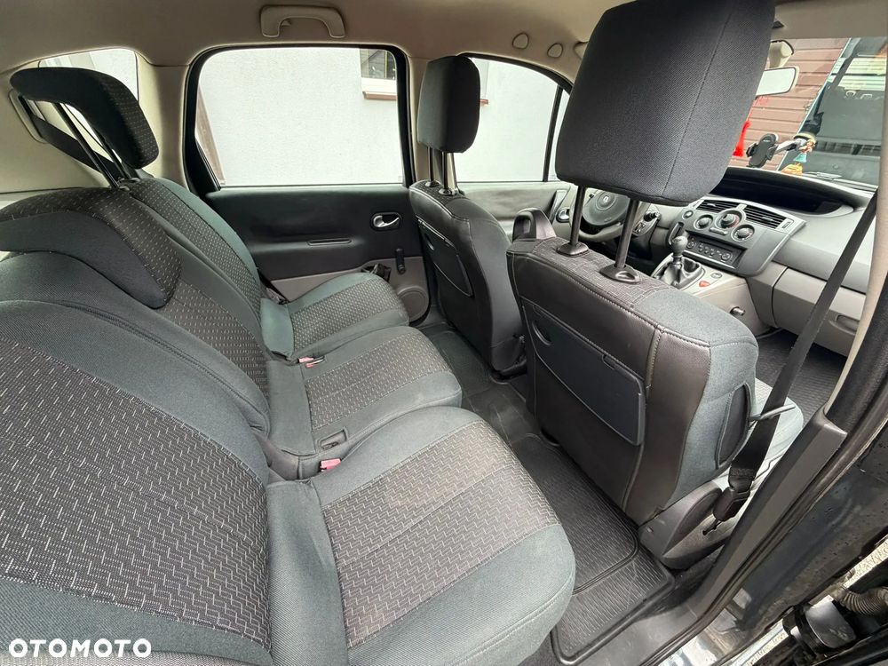 Renault Scenic 1.9 dCi Confort Expression - 4