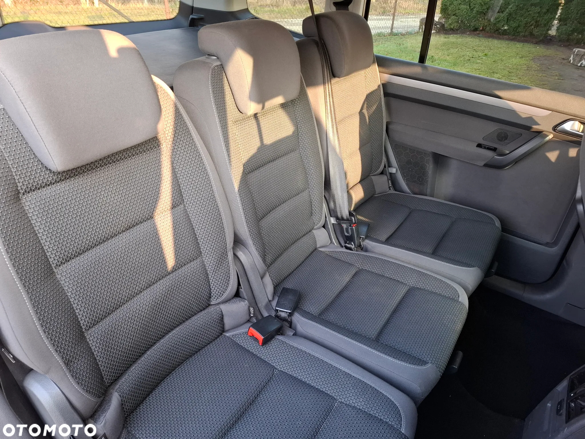 Volkswagen Touran - 21