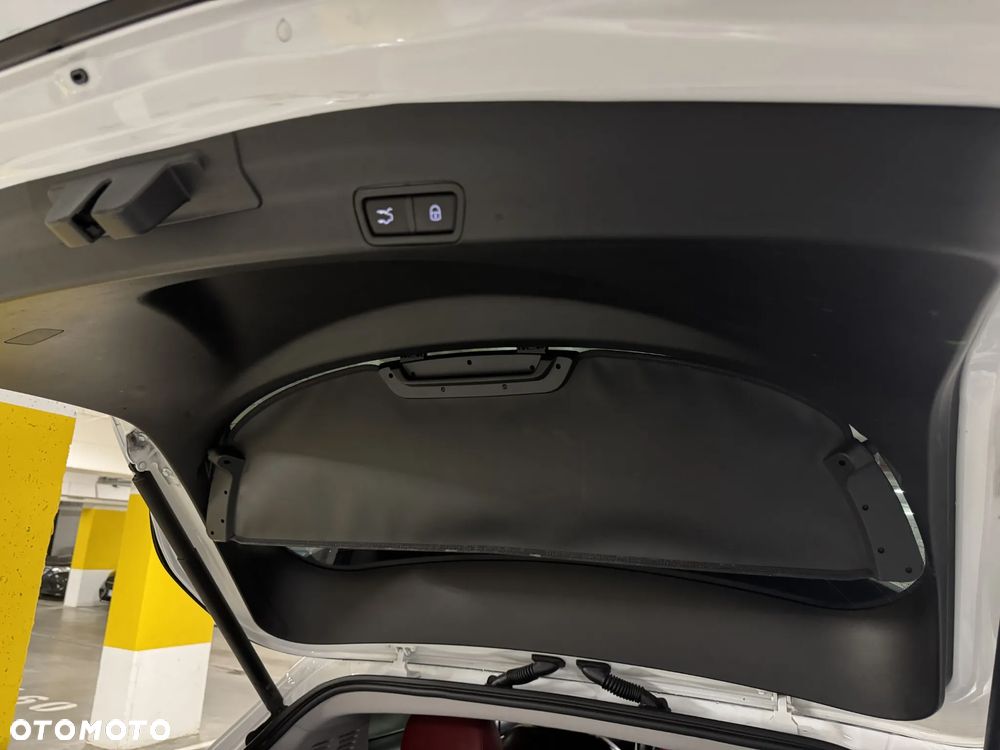 Alfa Romeo Stelvio 2.0 Turbo 16V AT8-Q4 Ti - 10