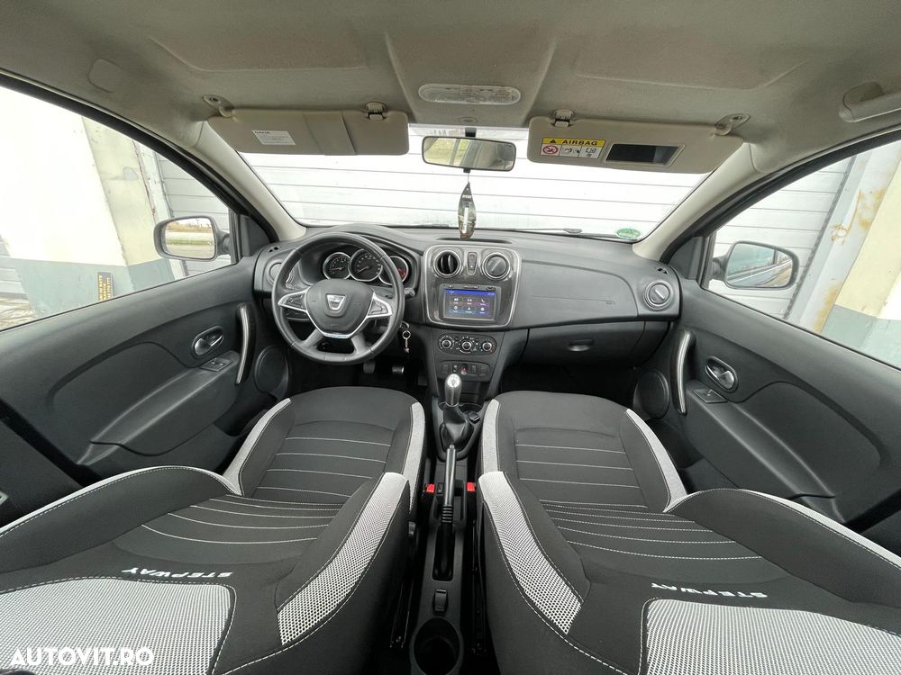 Dacia Sandero Stepway TCe 90 (S&S) Prestige - 6