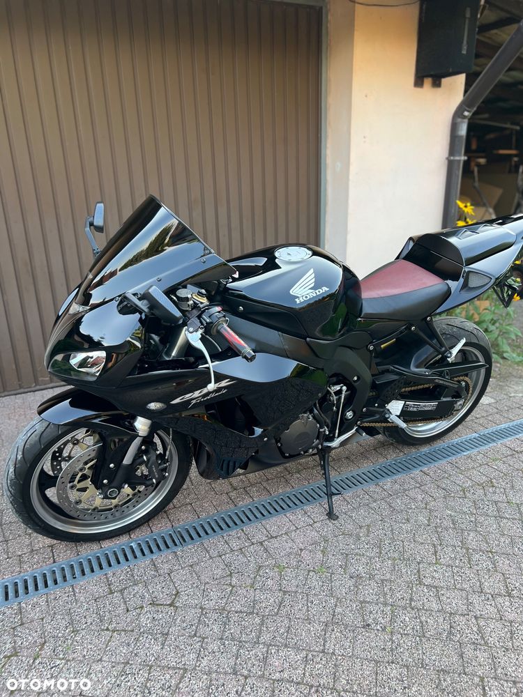 Honda CBR - 6
