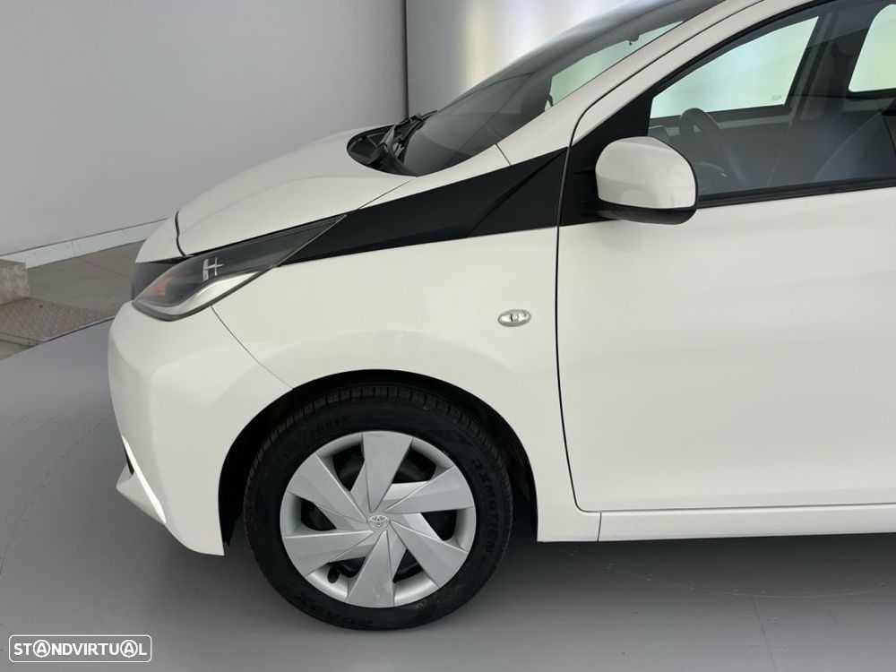 Toyota Aygo 1.0 X-Play+AC - 20