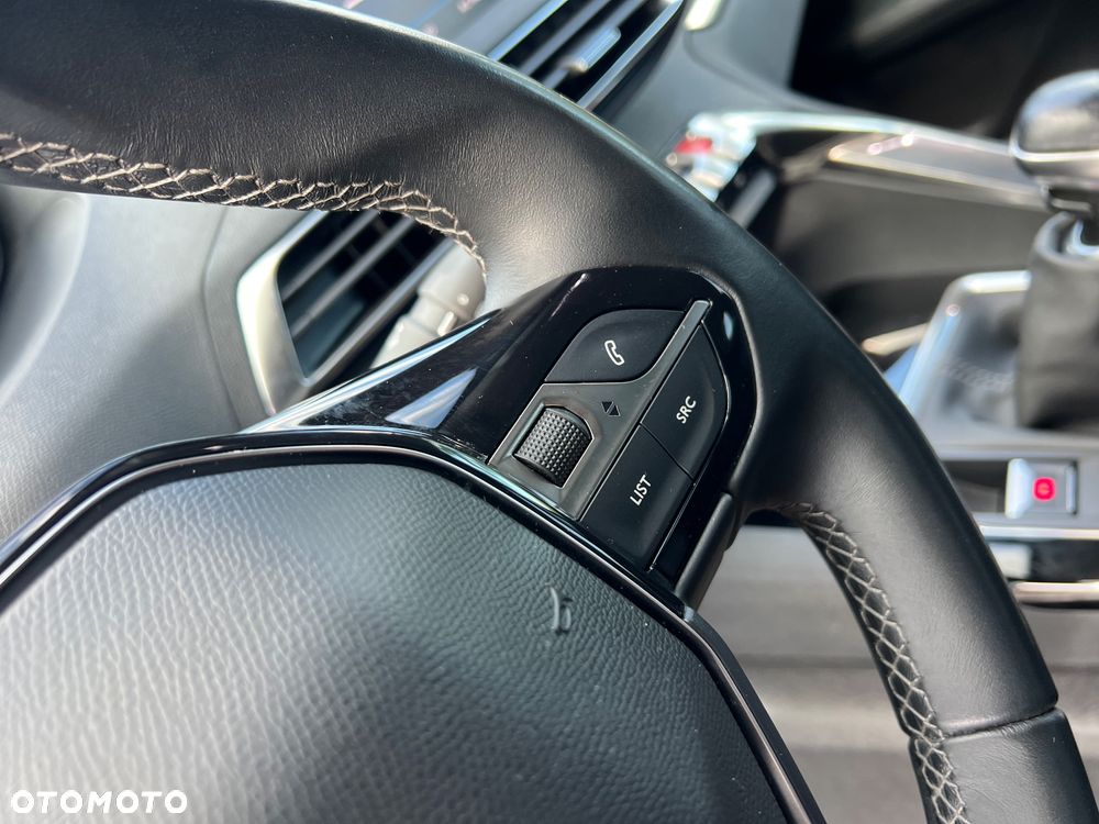 Peugeot 3008 BlueHDi 130 Stop & Start Allure - 17
