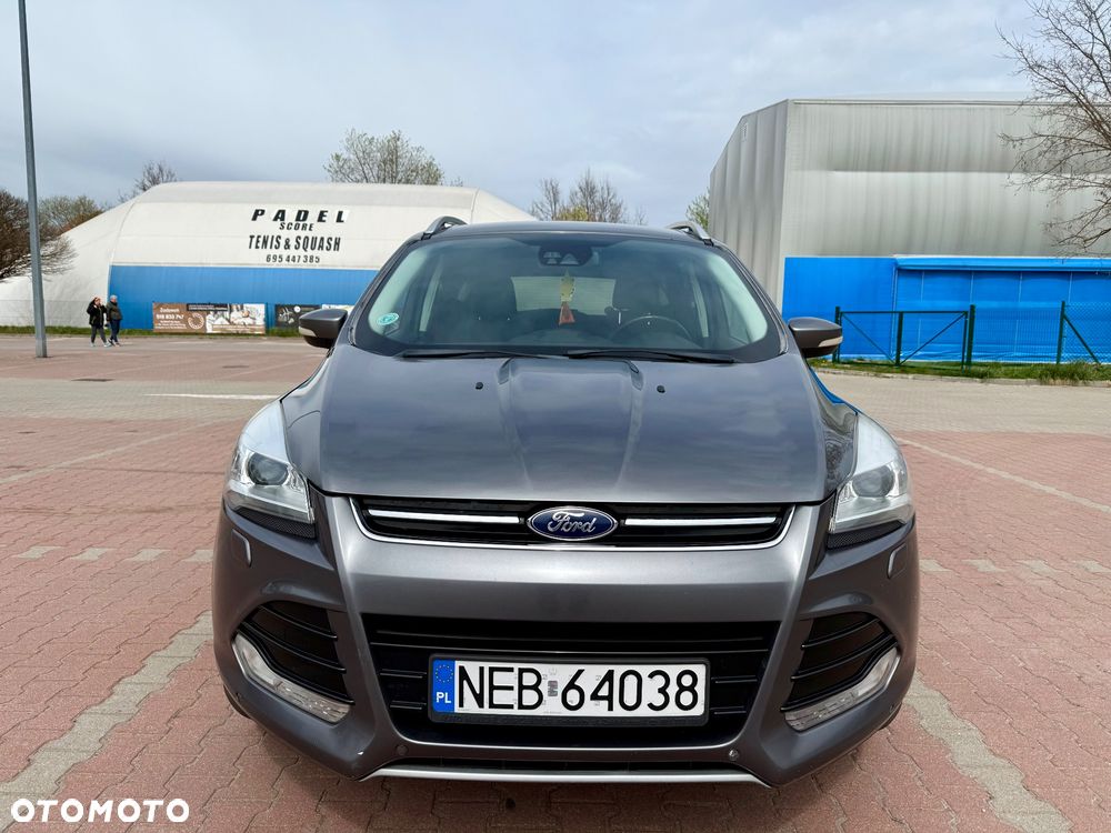 Ford Kuga 2.0 TDCi 2x4 Titanium - 12
