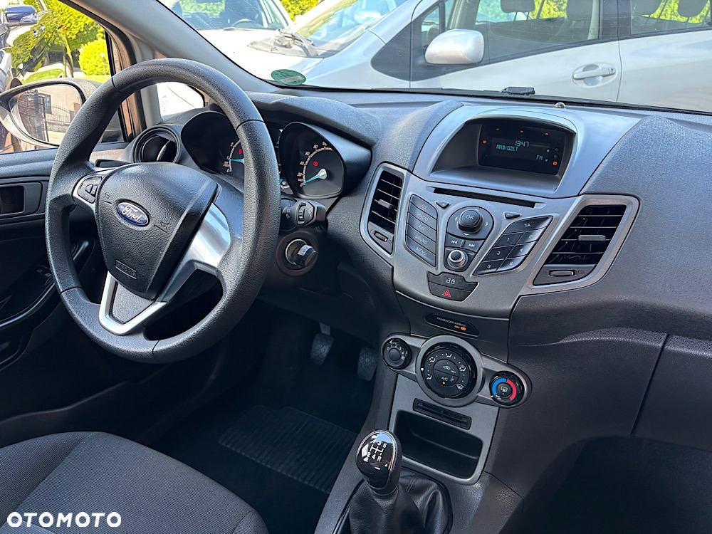 Ford Fiesta 1.25 Silver X Plus - 32