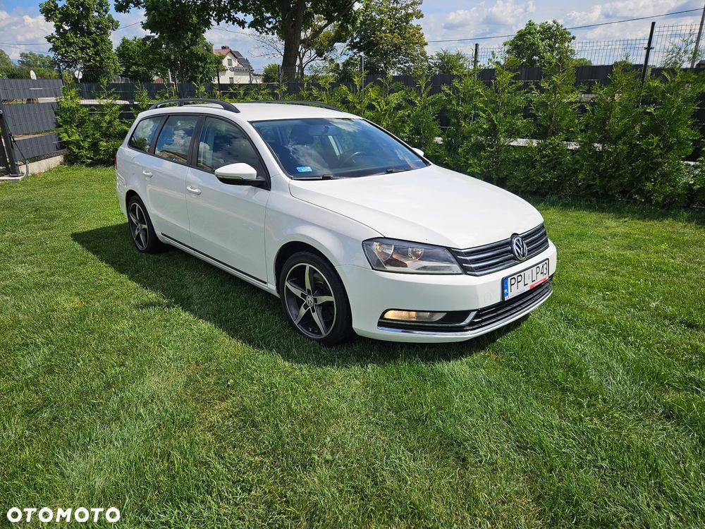 Volkswagen Passat - 4