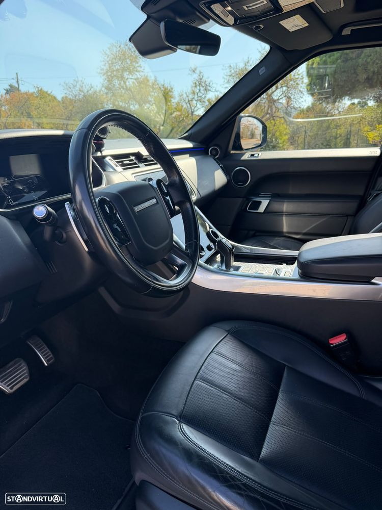 Land Rover Range Rover P400e Plug-in Westminster Black - 14