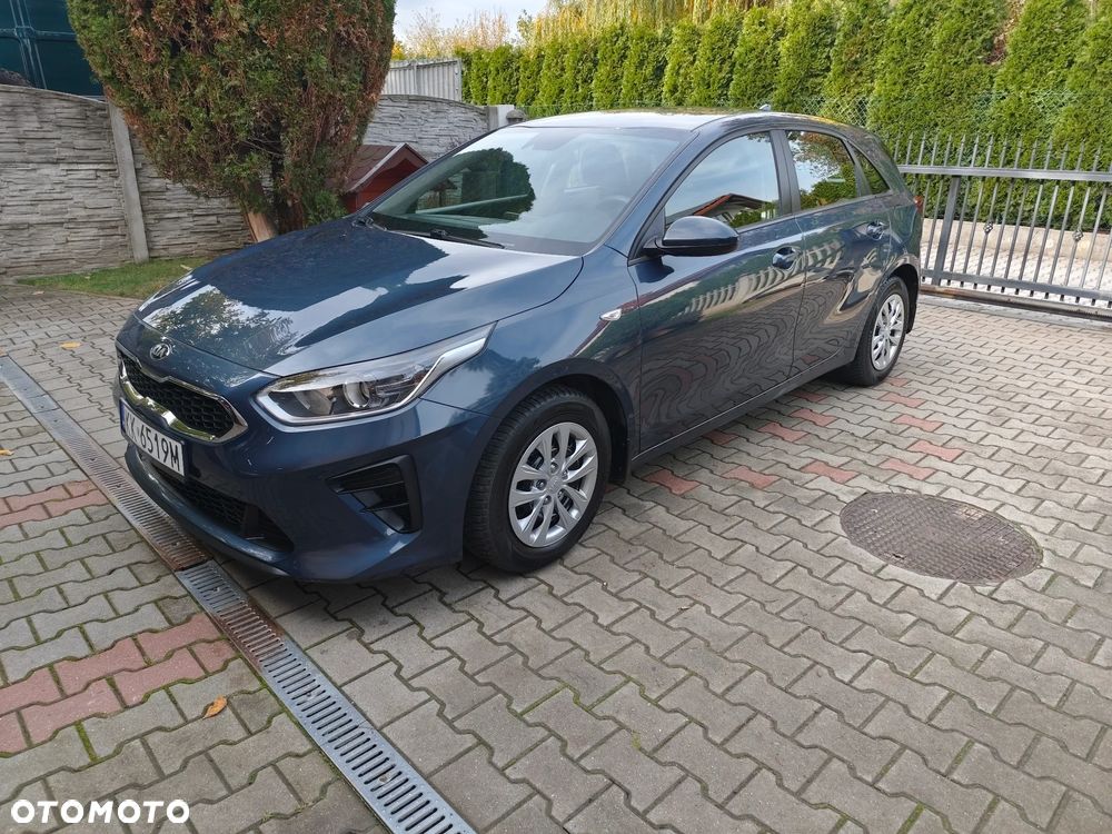 Kia Ceed - 10