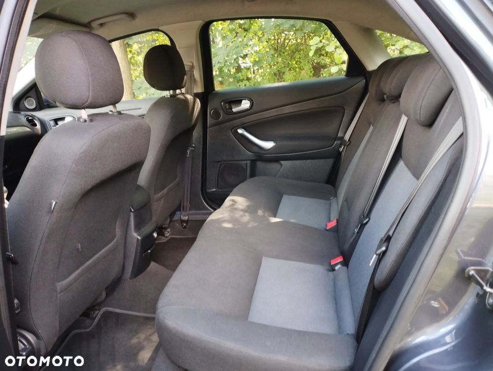 Ford Mondeo 2.0 TDCi Titanium - 8