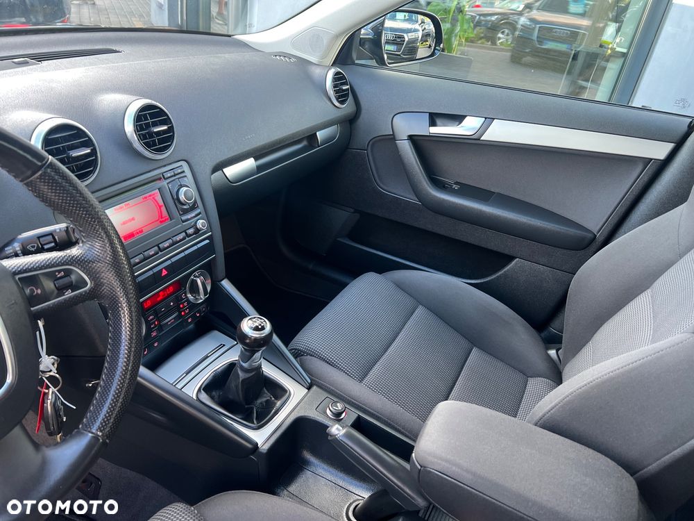Audi A3 Sportback - 11