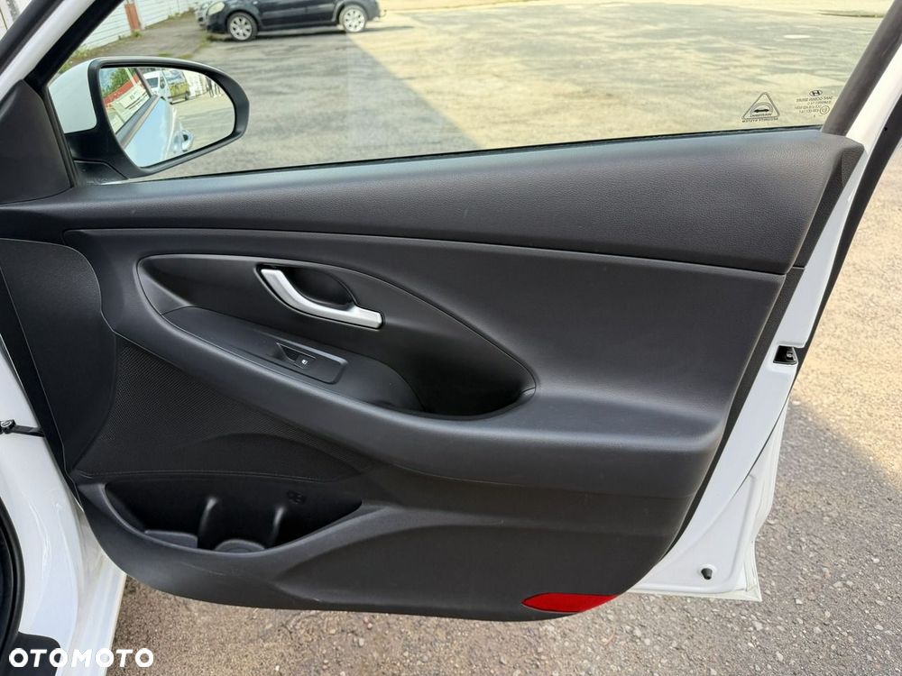 Hyundai i30 - 34