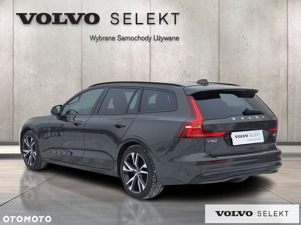 Volvo V60 B4 B Plus Dark - 4