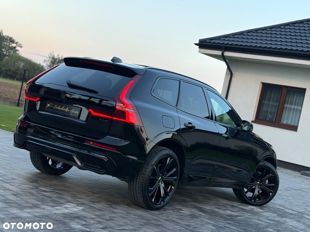 Volvo XC 60 B5 B AWD Ultra Black Edition - 16