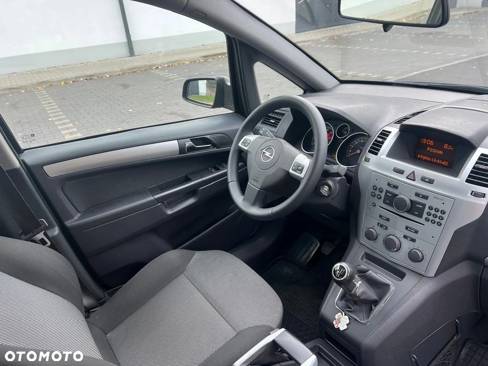 Opel Zafira 1.6 Active - 21