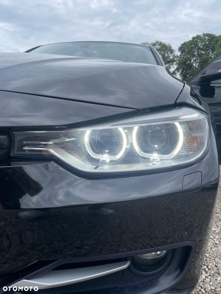 BMW Seria 3 318d DPF Edition Sport - 20