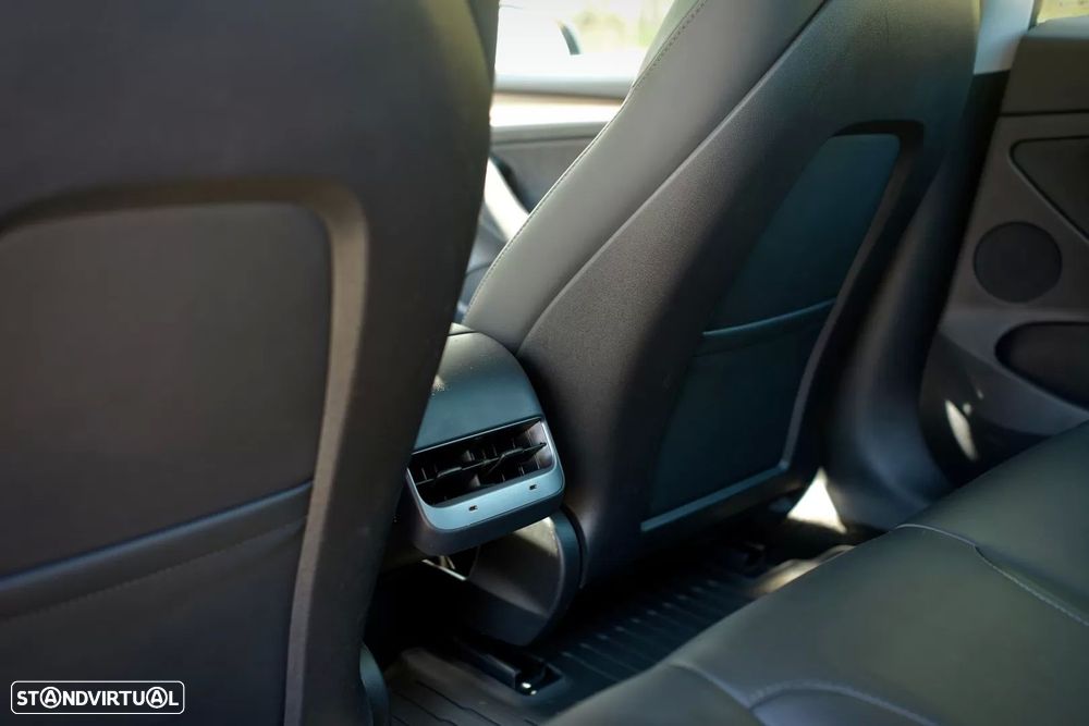 Tesla Model 3 Long Range Tração Integral - 21