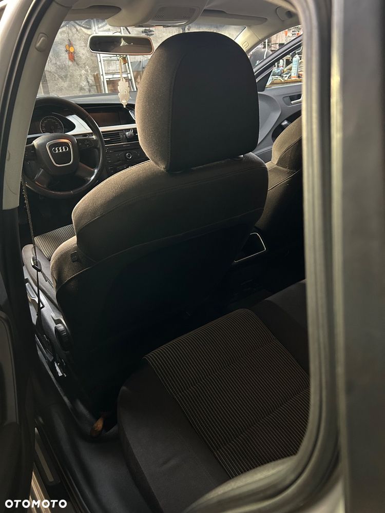 Audi A4 Limousine 3.2 FSI quattro Attraction - 14