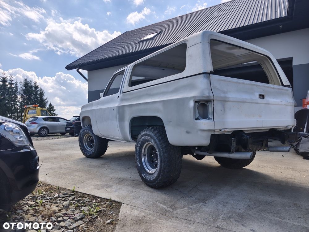 Chevrolet Blazer - 2