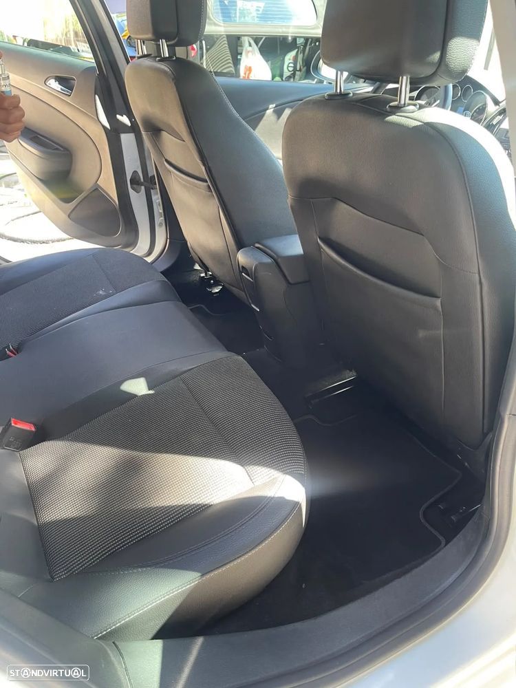 Opel Astra Sports Tourer - 7