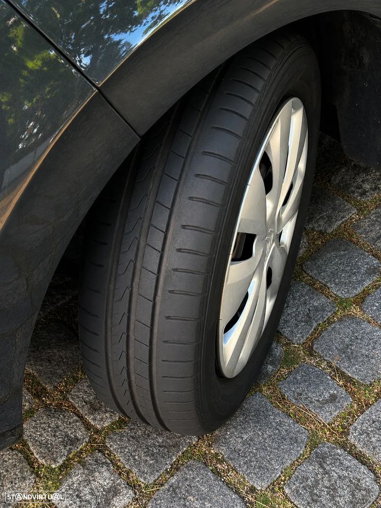 Citroën C1 1.0 VTi Feel S&S - 8