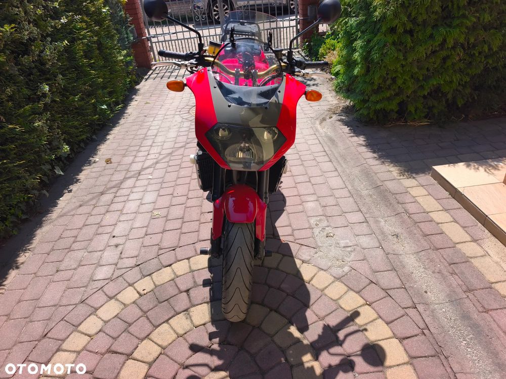 Aprilia Tuono - 10