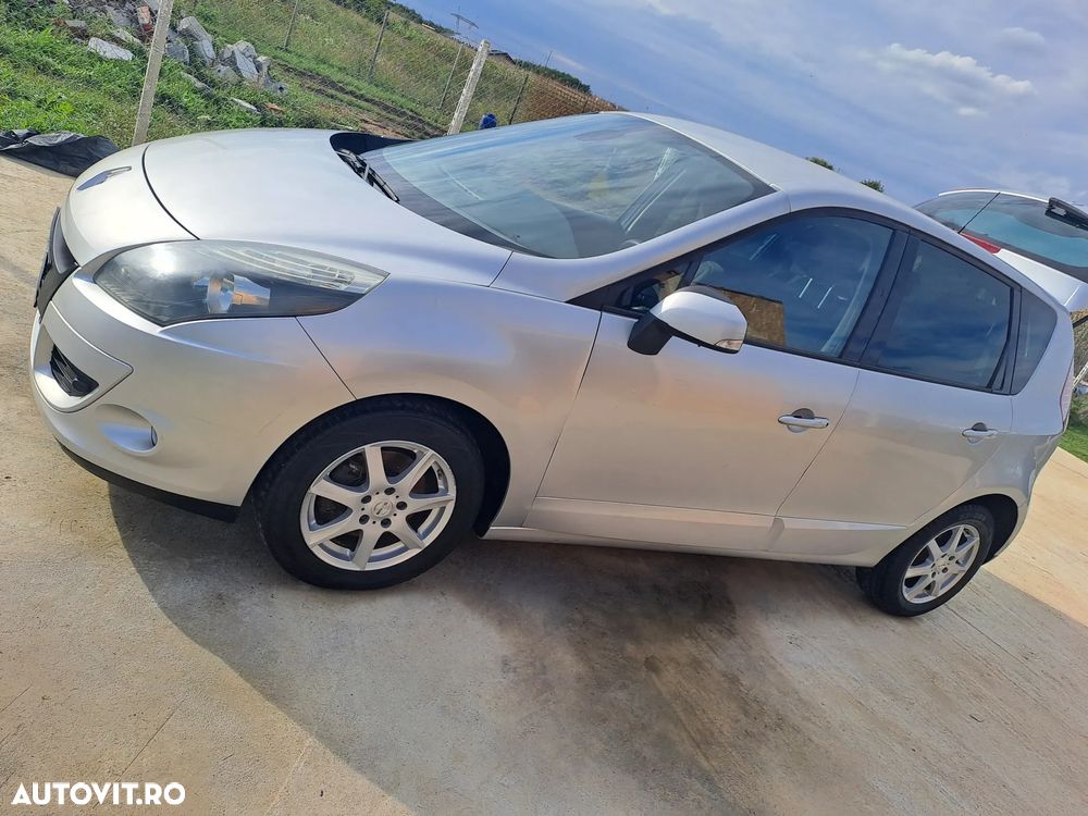 Renault Scenic - 2