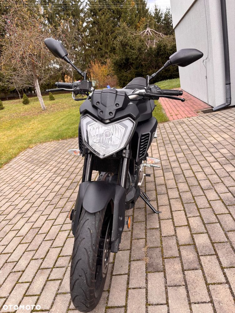 Yamaha MT - 4